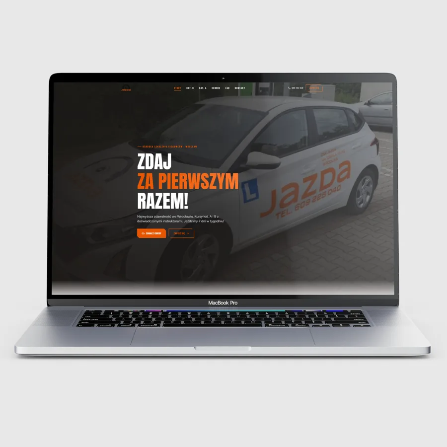 OSK Jazda — Strona dla szkoły jazdy z panelem admina i płatnościami online za kursy.